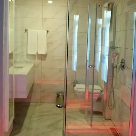 Cekmen Hotel 3*
